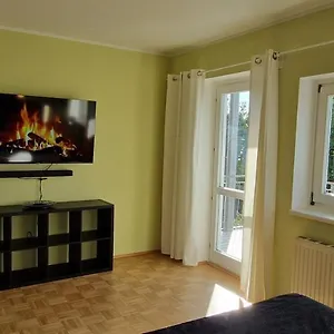 Wohlfuehlen & Arbeiten In Toplage Mit Gratis Tiefgaragenplatz Apartment Graz